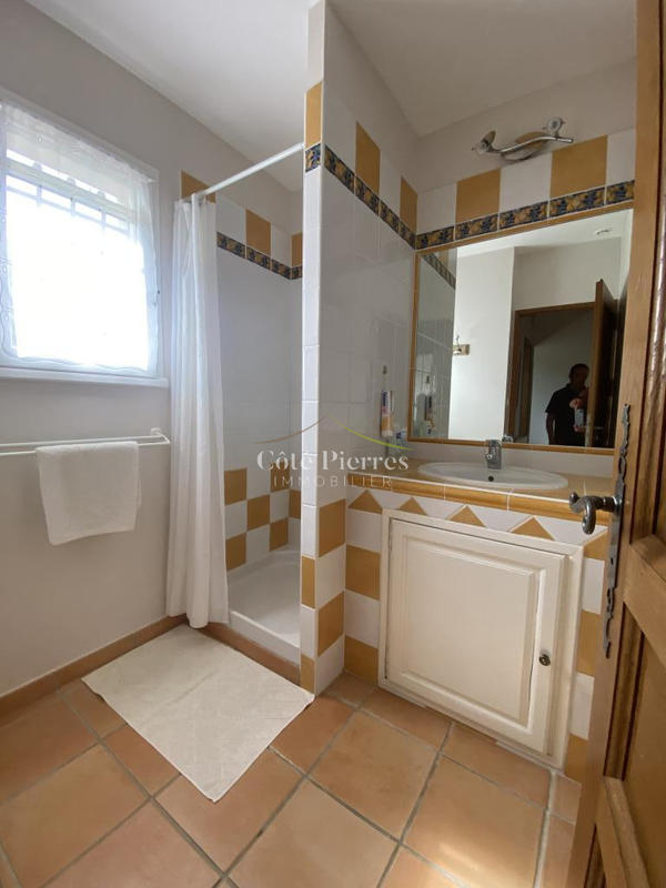 Villa - 205 m² - 8 pièces