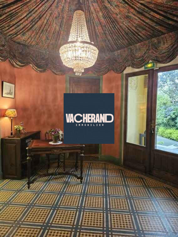 Manoir - 600 m² - 15 pièces