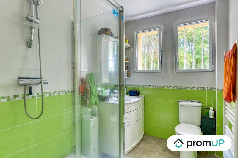 Maison traditionnelle - 145 m² - 5 pièces