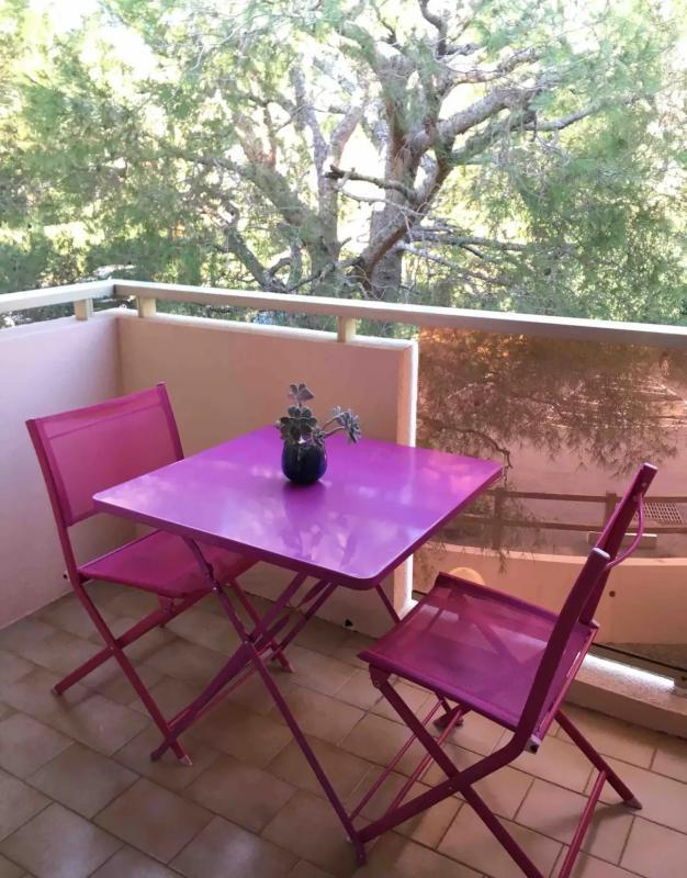 Studio - 25 m² - 1 pièce