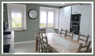 Maison - 97 m² - 5 pièces