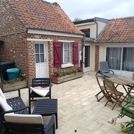 Maison - 239 m² - 9 pièces