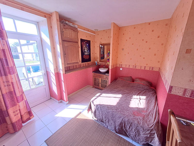 Maison - 244 m² - 6 pièces