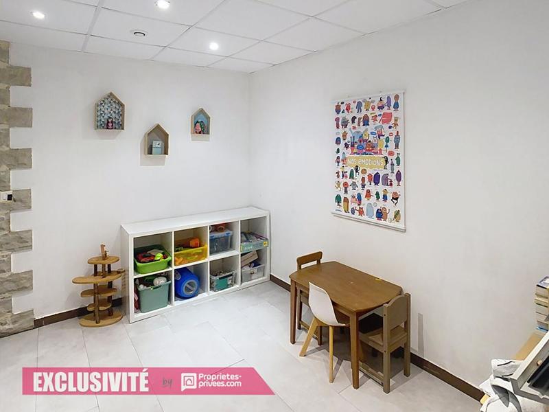 Maison - 200 m² - 6 pièces