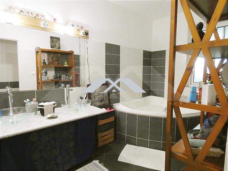 Propriété - 147 m² - 7 pièces