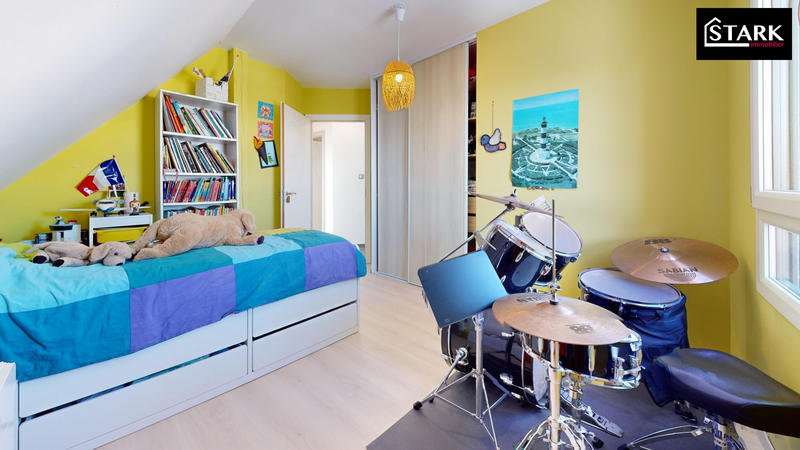 Maison - 112 m² - 6 pièces