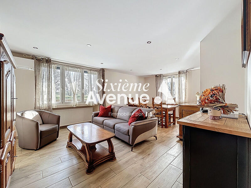 Appartement - 83 m² - 4 pièces