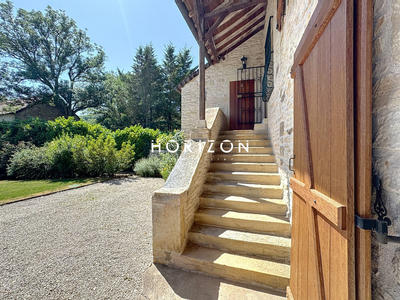 Maison ancienne - 167 m² - 8 pièces