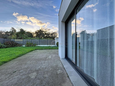 Maison - 111 m² - 6 pièces