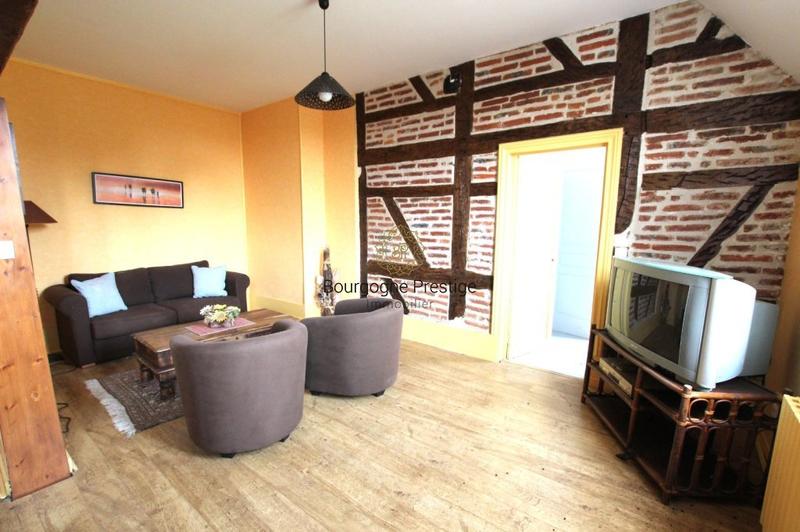 Demeure - 304 m² - 10 pièces