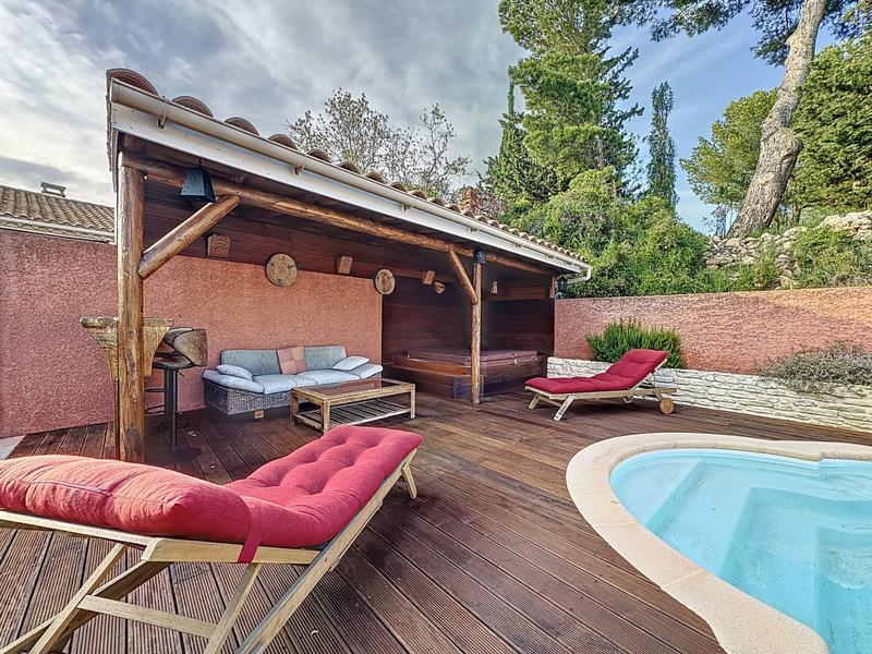 Villa - 190 m² - 8 pièces