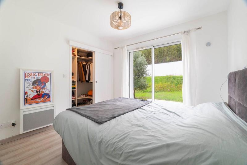 Maison - 102 m² - 4 pièces