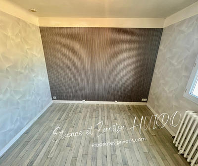 Maison - 93 m² - 6 pièces