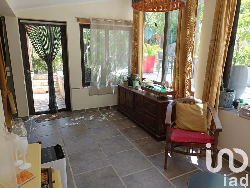 Maison - 182 m² - 8 pièces