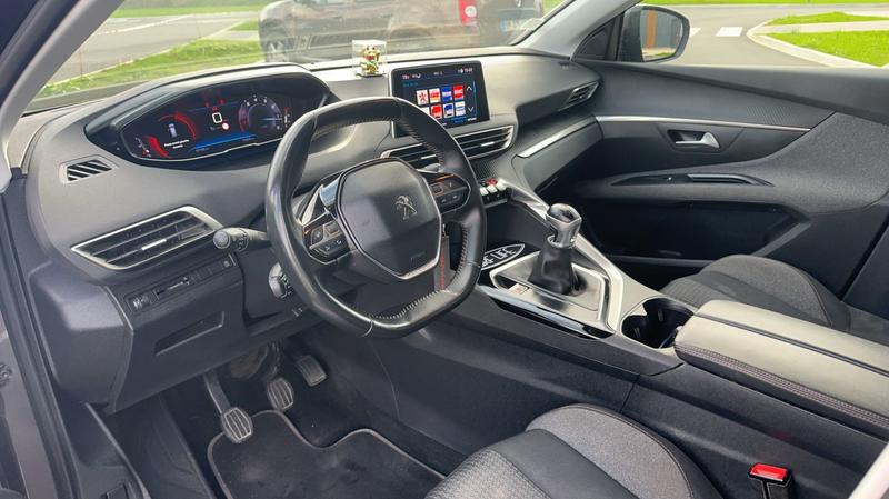 Peugeot 5008 II 1.2 PureTech 130 Access