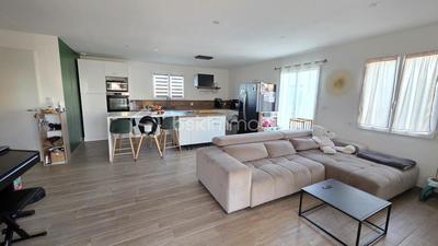 Pavillon - 96 m² - 4 pièces