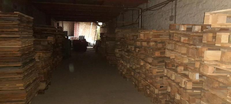 Local d'activité / Entrepôt - 4 076 m² - 10 pièces