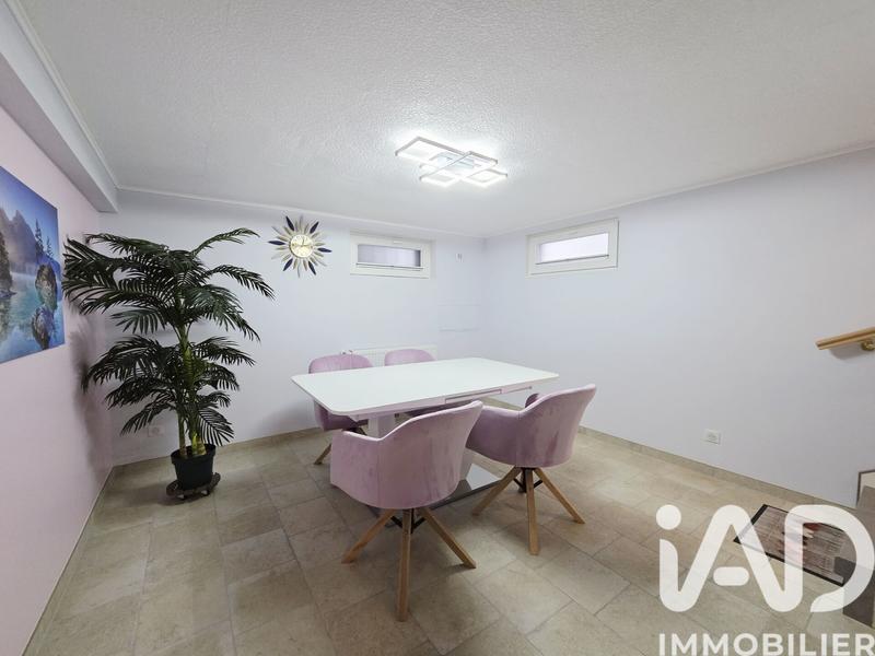 Maison - 183 m² - 10 pièces