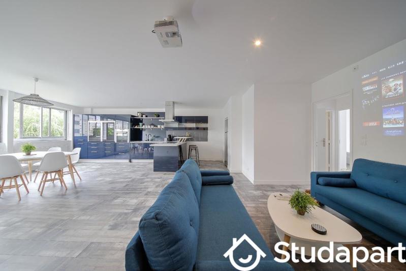 Chambre - 12 m² - 1 pièce