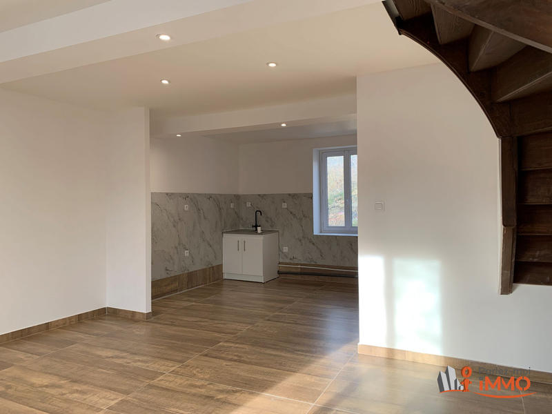 Appartement - 64 m² - 4 pièces