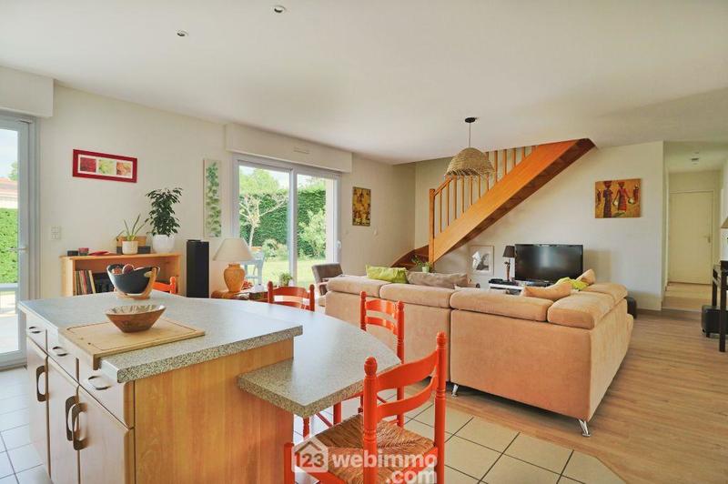 Maison - 175 m² - 6 pièces