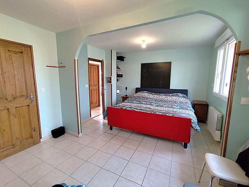 Maison - 175 m² - 7 pièces