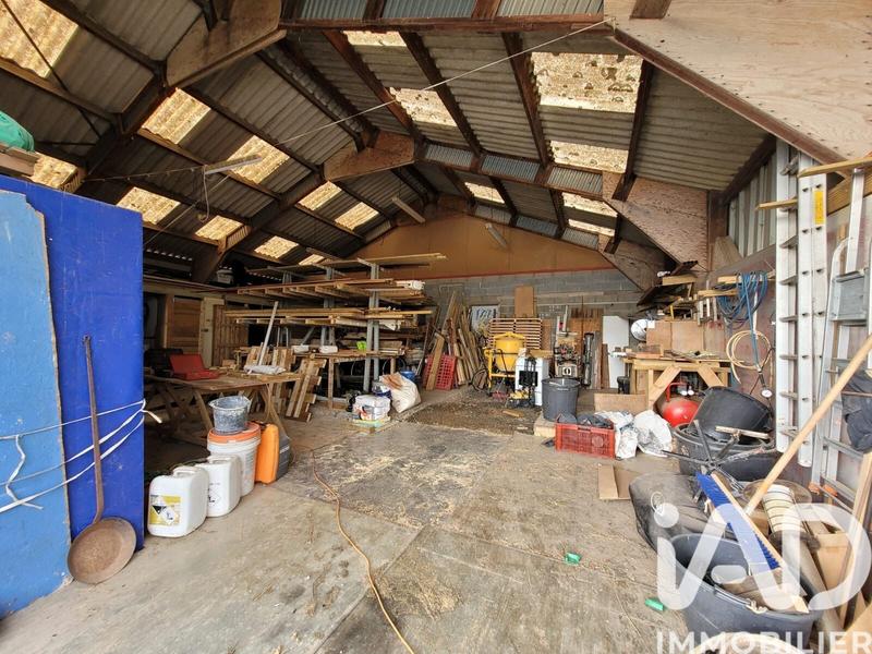 Maison - 230 m² - 6 pièces