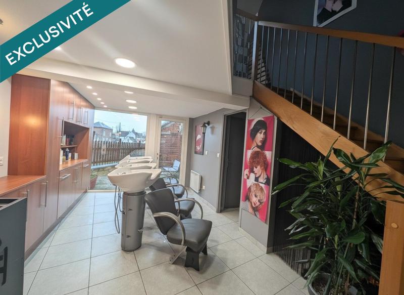 Local commercial - 135 m² - 4 pièces