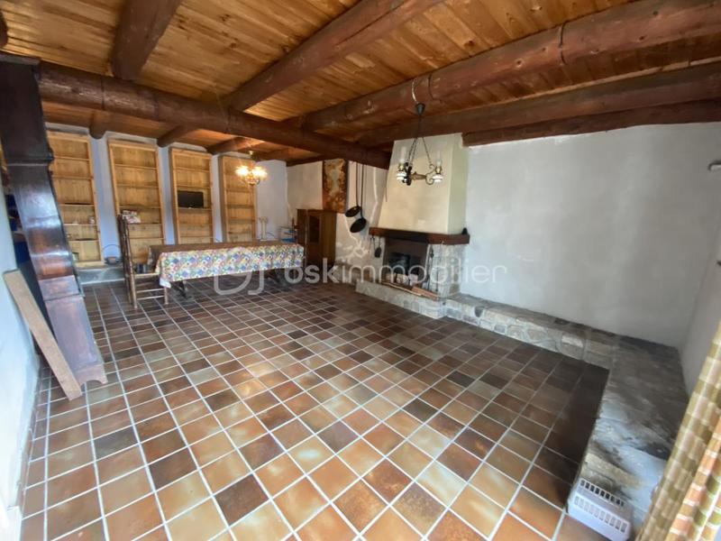 Maison - 206 m² - 7 pièces