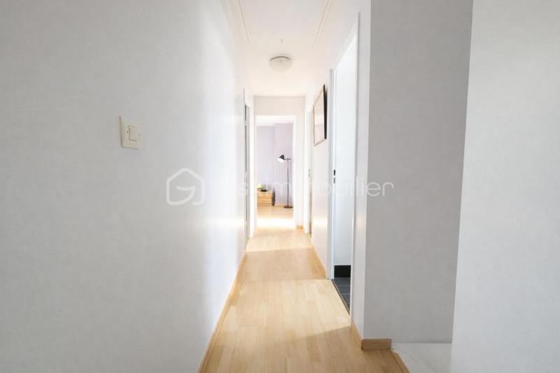 Maison - 121 m² - 6 pièces