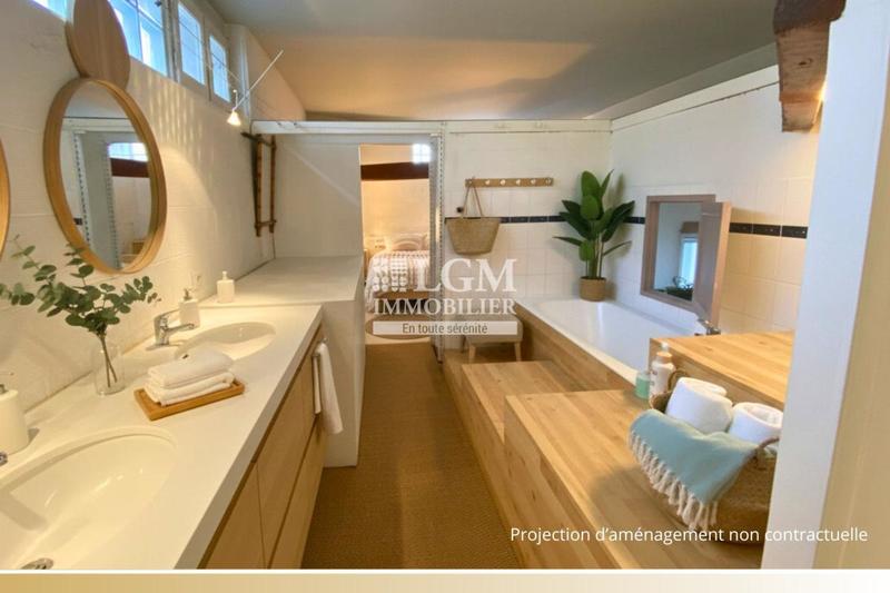 Loft - 103 m² - 3 pièces