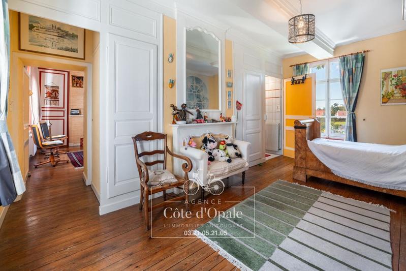 Manoir - 267 m² - 8 pièces