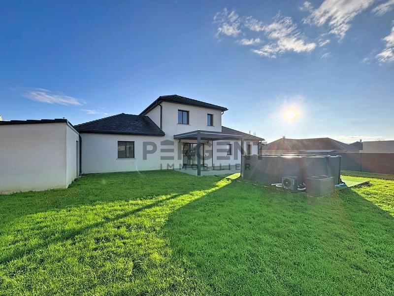 Maison - 154 m² - 5 pièces