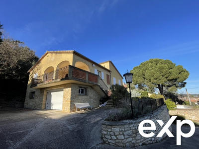 Maison - 228 m² - 9 pièces