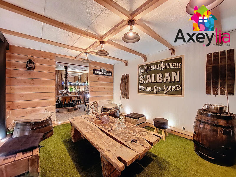 Maison - 149 m² - 7 pièces