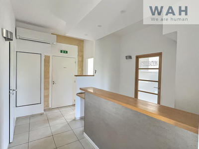 Local commercial - 79 m²