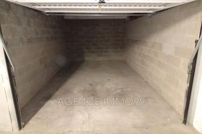 Parking / Garage - 14 m²