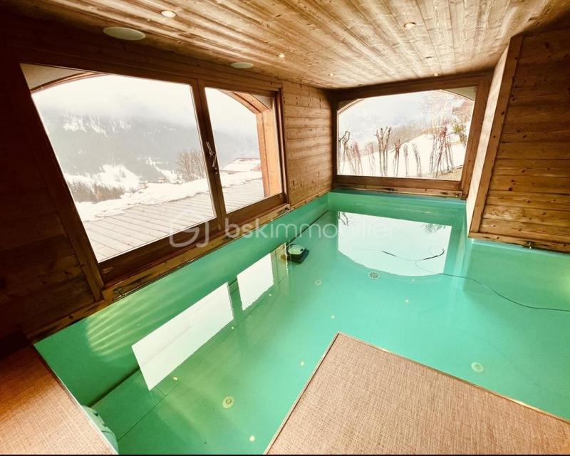 Châlet - 350 m² - 9 pièces