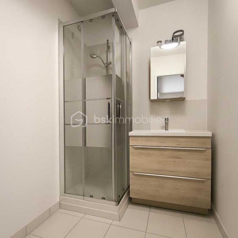 Pavillon - 96 m² - 5 pièces