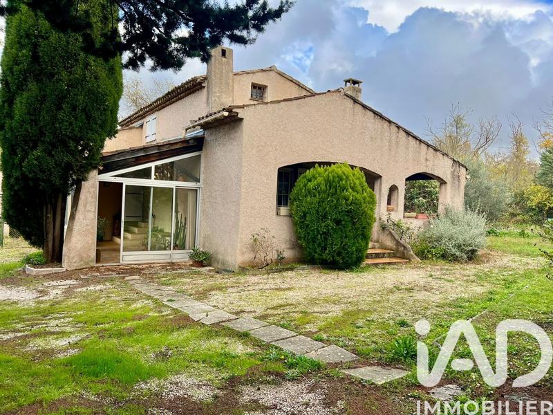 Maison - 111 m² - 3 pièces