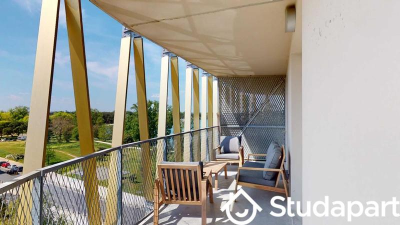 Chambre - 12 m² - 1 pièce