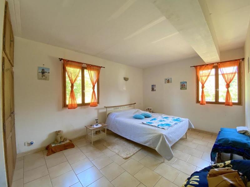 Maison - 192 m² - 7 pièces