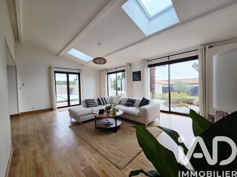 Maison - 176 m² - 6 pièces