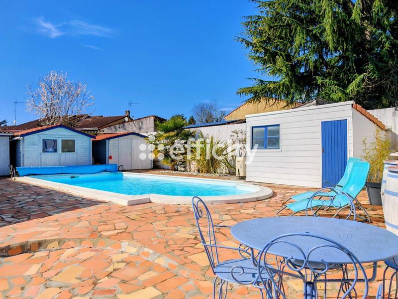 Maison - 140 m² - 6 pièces