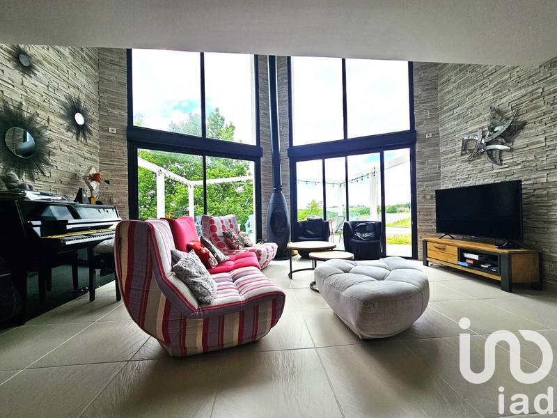 Maison - 176 m² - 6 pièces