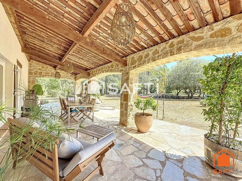 Maison - 190 m² - 8 pièces