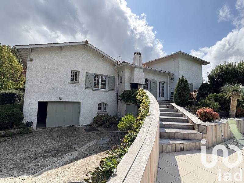 Maison - 160 m² - 5 pièces