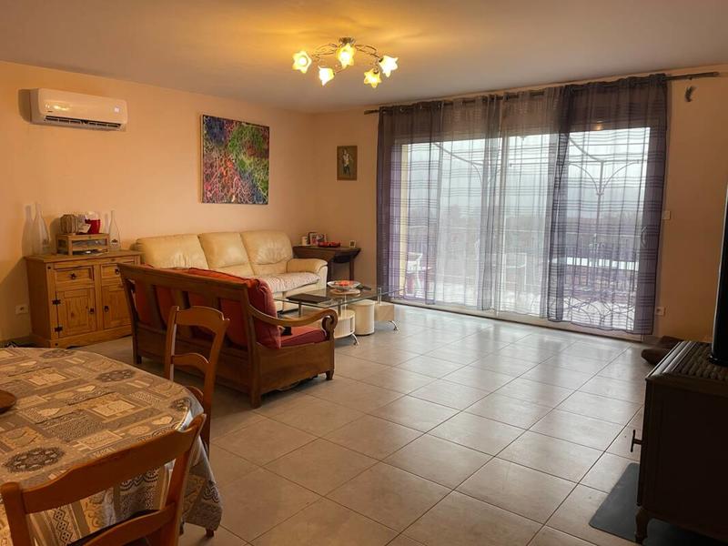 Villa - 95 m² - 5 pièces