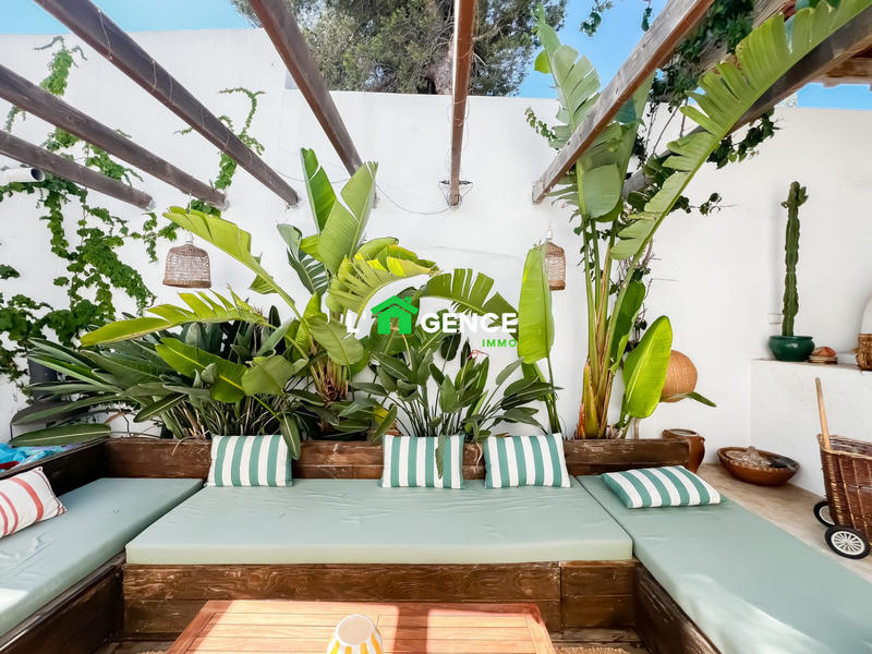 Maison - 158 m² - 4 pièces