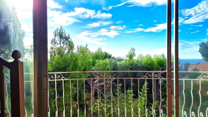 Villa - 266 m² - 8 pièces